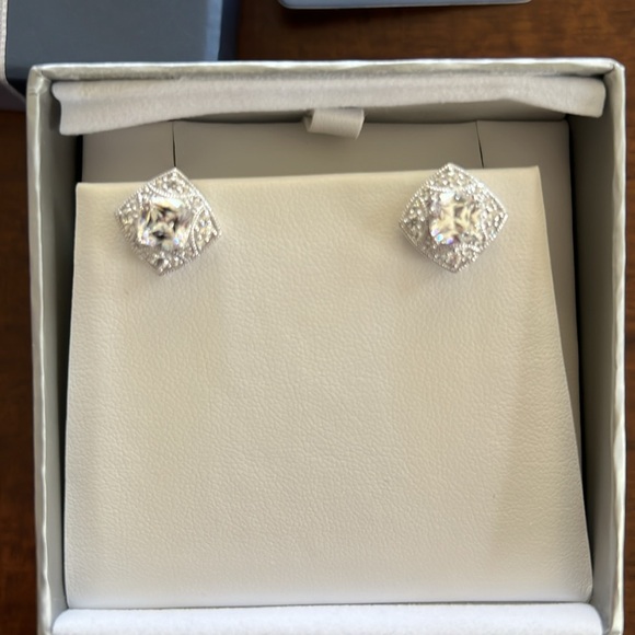 Vanna K earrings - Picture 2 of 5